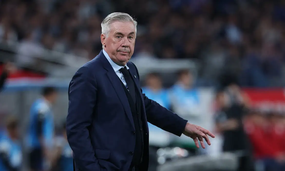 Ancelotti pede resiliência mental após derrota do Brasil para o Japão